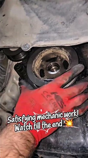 Quick Crankshaft Pulley & Seal Removal! 🔧 #shorts