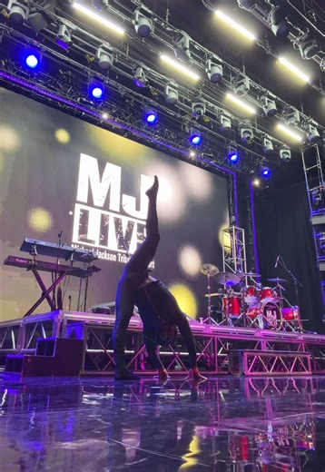 Warm Up Dance Routine for Performers