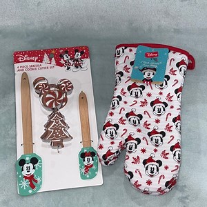 Disney Festive Mickey Mouse Baking Set - Red, Green, White