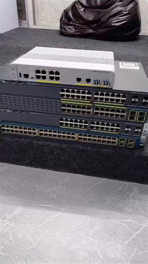 सागर साळवी on Instagram: "🔹 Switching Practical Activities – Step-by-Step Lab Plan Activity 1: Basic Switch Setup (Day-1 Practical) Objective: Make students comfortable with switch handling Practical Tasks: Identify switch ports, console port, LEDs Connect console cable Basic configuration: Hostname Enable & console password Banner message Save configuration Real-life mapping: New switch deployment at office/datacenter"