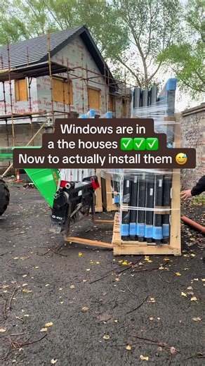 That’s the windows in! 🎉🥳 well not installed yet, but in the right places and when they’re in, it’ll be one step closer I’a #selfbuild #window #housebuilding #telehandler