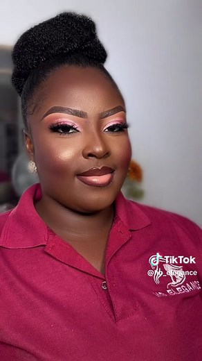 An epic look we created during our one on one training 🩷🤍