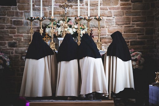 A Garden Enclosed: the Fairfield Carmelites