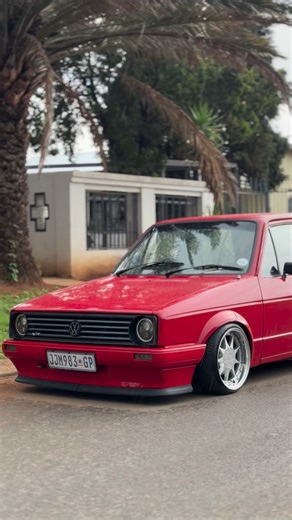 Muzzy Khan on Instagram: "🚣🏼‍♂️"