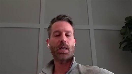 This guy's last company had 2,000 crowdfunding investors still waiting on a return.His next move was buying an 18-person electrical company he knew nothing about... 10 months in, revenue is up $600K.In his own words:"I can wire a light bulb. That's literally the extent of what I can do." Lol.That's Fred McGill. Startup founder, zero electrical experience, bought Bray Electrical in Atlanta. $3.4M revenue when he took over.Grew it to $4M in his first 10 months of ownership.He joined us on the pod 