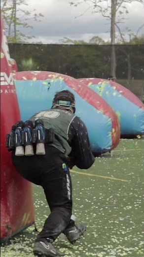 Paintball Player Making Moves! #divisionalpaintball