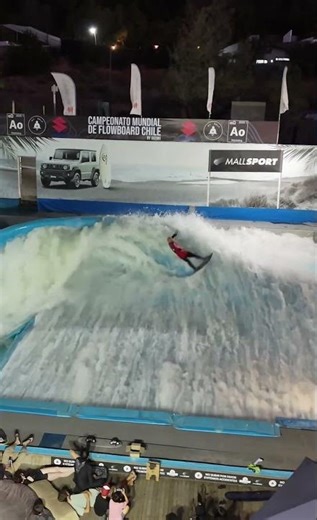 Barrel FlowRider Surf Machine Wave House Santiago La Ola Mall Sport Flowboarding