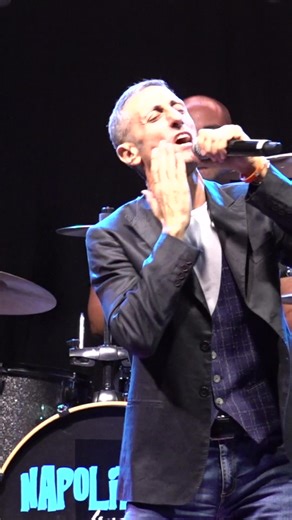 Sal Esposito Napolitudine consalesposito live musica napoletana