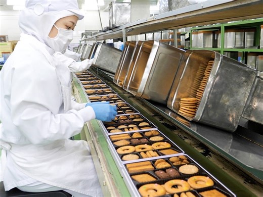 1.3M views · 26K reactions | The First Cookies in Japan! Amazing Cookie-Making Process at the Factory | My Pub | Facebook