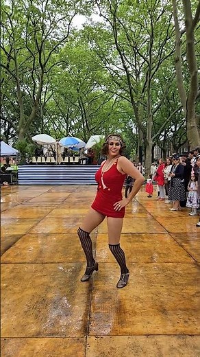 Vintage Bathing Beauties promenade at The Jazz Age lawn party. #1920s #vintagestyle #flappers