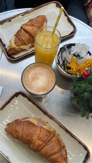 Nadia Jumawid | London - Paris taking the Eurostar train vlog 🚊✨ #fyp #eurostar #london #paris #vlog | Instagram