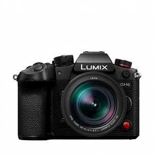LUMIX GH6 Mirrorless Camera   12-60mm F2.8-4.0 Lens