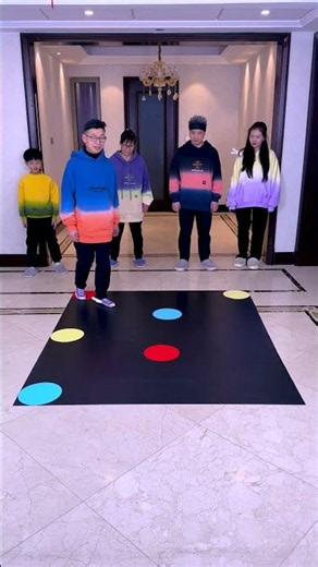 Color Connection Challenge: Connect same colors, no crossing. Can you do it?