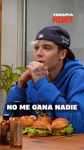 749K views · 17K reactions | ¿Alguien más agarra el joystick como...