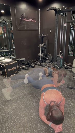 Plank w/ Alt Toe Taps on Elbows