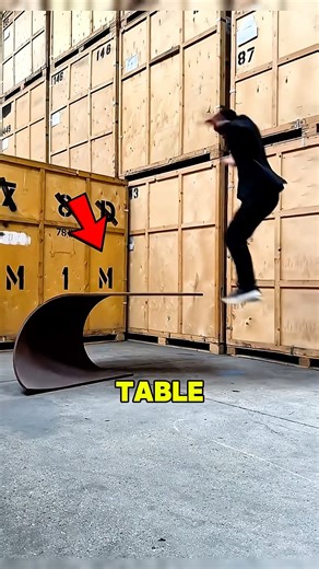 The Table That Stands With No Glue or Joints