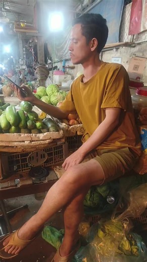 វីដេអូ​របស់ chea chea (@chea_chea16) ជាមួយ សំឡេងដើម - Vl Kea