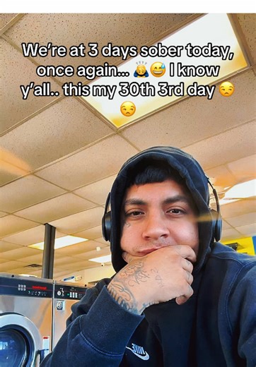 Good afternoon sober friends ☀️ & non sober 🫠 #fyp #sober #sobriety #sobertok