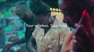 XFINITY Mobile TV Spot, 'Your Own Way: Save on Other Xfinity Services and Up to $400 Off'