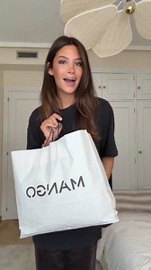 28K views · 520 reactions | TENDENCIA! las chaquetas militares de Mango siempre lo luce espectacular ⭐️@mariamartinn #womeninbusiness #moda #mango #look | Zaramania Zaramania | Facebook