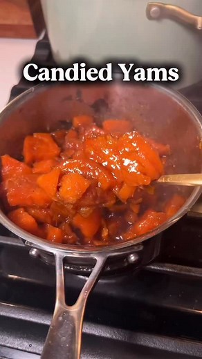 I can make candied yams with my eyes closed! 😩 4-6 large sweet potatoes, peeled and quartered 1 tbsp water 3/4 cup - 1 cup of brown sugar 3/4 cup - 1 cup of granulated sugar 1 tsp @grandma.eloises Hunny Bun spice blend OR 1 tsp cinnamon and 1/4 pinch nutmeg 1 tsp vanilla extract 4 tbsp butter Pinch of salt | Candace Barclay
