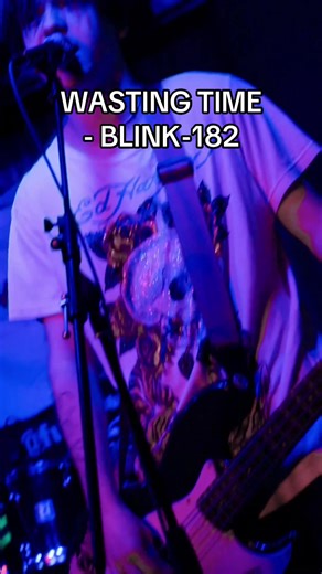 maybe I’d impress her? Wasting time by @blink-182 Live at @Fuel Rock Club 🎬 @.callmetheletterm #blink182 #band #fyp #gig #rock