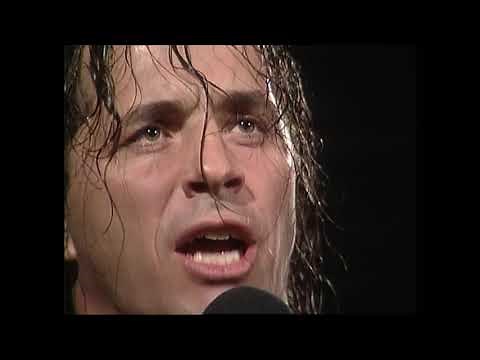 WWF Champ Bret Hart Promo. Razor Ramon interrupts and calls Owen Hart a "Cockroach" (WWF)