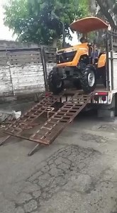 148K views · 1.3K reactions | Estado de México!!! Hasta haya se fue un tractor de 20 HP!!! Pagado en USA  +1 (956) 255-8080 Entregado en México  | Mekatech | Facebook