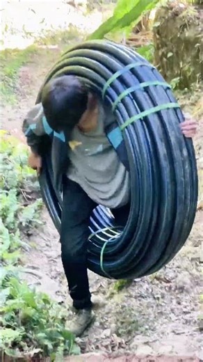 Solo Pipe Transport: A Mountain Trail Journey with One Man and One Coil!