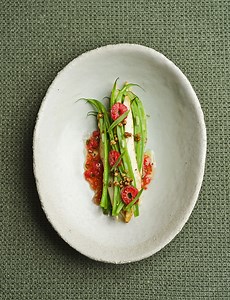 Raie, haricots verts, sarrasin, vinaigrette framboise  pour 6 personnes - Recettes - Elle à Table
