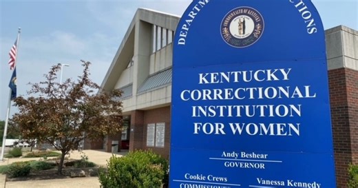 Simmons College to offer college courses at female-only prison