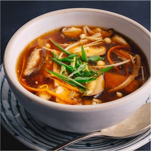 156K views · 4.8K reactions | Yes it IS possible to make restaurant-style Chinese Hot & Sour Soup… from start to finish in just 10 minutes! | Marion's Kitchen | Facebook