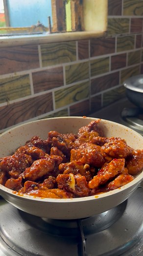 1.7M views · 25K reactions | Pujo Series-Episode 15/ Sweet Pan Fried Chicken/ পুজো তে এক দিন এই Recipe টা বানাতেই হবে #reelsfbシ #facebookreel #cooking #recipe | Isha Mondal | Facebook