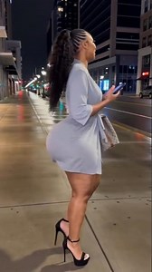 urgent clapping 🍑