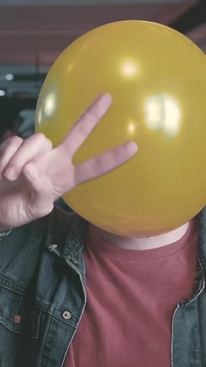 ‘air head’ was born out of @shy kids experimentation with OpenAI’s text-to-video model, Sora. “sunny, our balloon-headed boy, embodies the bluesky feeling of boundless potential that we felt when we first began using the tool. our heads filled with so many ideas, it felt like they might POP. 🎈” - shy kids #sora #madewithsora #openai #airhead #shortfilm #🎈#shykids