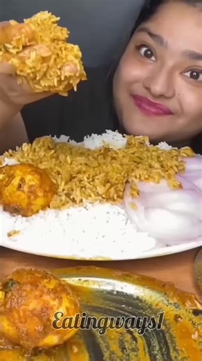 eating 😋 sounds . . . . . #eat #asmreating #relaxing #foodlover #asmr