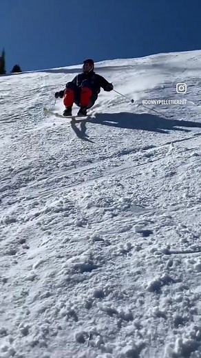point em downhill guy, skis dont work when there sideways #donnypelletier #skiing #skiingtiktok #skiing #skiingtiktoks (The actions in this video are performed by professionals or supervised by professionals. Do not attempt.)