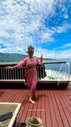 Tortor Batak di KMP Pora-Pora