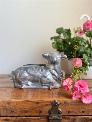 Vintage Aluminum Lamb Cake Mold Easter Decor Heavy Hinged Rustic Sheep Decor - Etsy