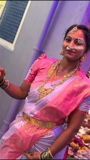 pree pleating and boat neck and Temple pleated sleave design#saree #trending#fashion#youtubeshorts