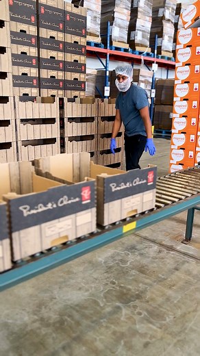 Behind every fresh head of living lettuce is a well-oiled system. 🥬 This is our box erector, forming and gluing the cases that carry fresh PC Live Lettuce from our greenhouse to a Loblaws grocery store near you. #InspiredGreens #BehindTheScenes #GreenhouseGrown #LivingLettuce #PCLiveLettuce #LoblawsFinds #SustainableFarming #FreshFromTheGreenhouse #GrownInAlberta | Inspired Greens