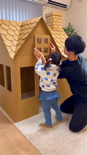 Dad Builds a Cardboard House That Made His Daughter Smile! #shorts