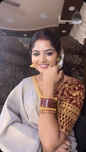 Tomra kara amar moto 90s er song sunte valobaso comment kore janao❤️🥰 #reelsinstagram #reelitfeelit #reelsvideo #insta #instagram #90ssongs #reelkarofeelkaro #viral #viralvideos #viralreels | Sangita Singha Roy