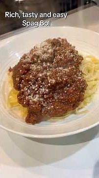 Delicious Homemade Spag Bol - easy recipe. Don’t use a jar🙅‍♂️#pasta #recipe #cooking #inspiration