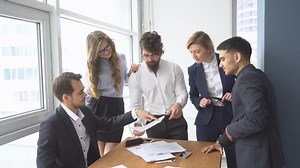 Employees View Documents Workplace Group Business: Stockvideos & Filmmaterial (100 % lizenzfrei) 1041654592 | Shutterstock