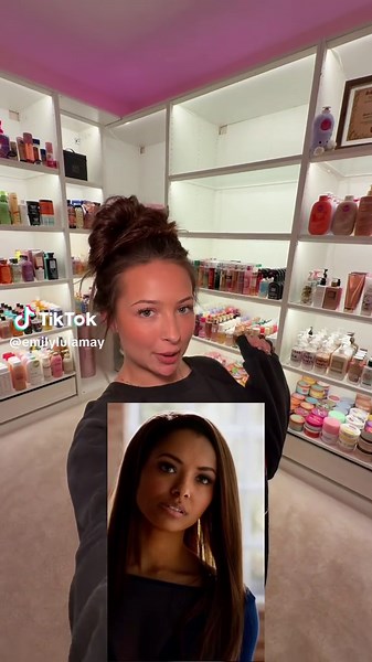 bringing the character routines backkk 🤪🫧 #showertok #thevampirediaries #bonniebennett #emilylulamay #fyp