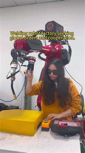 A Chinese welding robot factory is seeking global distributors. #weldingrobots #roboticarms #roboticarmfactory #roboticarmwholesale