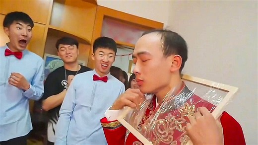 Groom's wedding game takes a hilarious turn