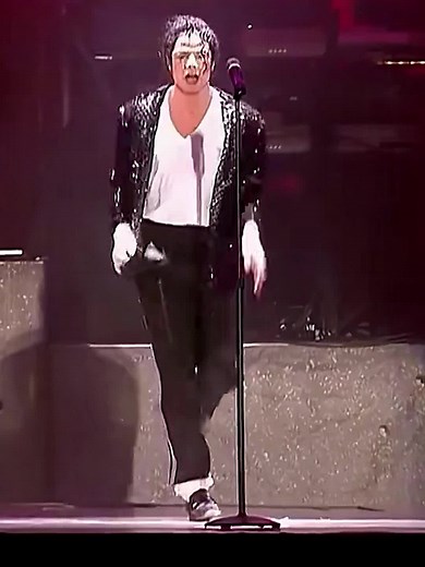 Michael Jackson Billie Jean Live Performance with First Moonwalk