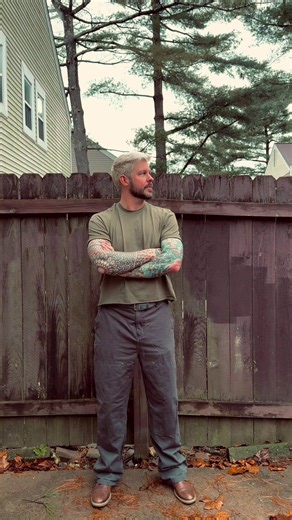 Alt Outfit Ideas for Men: Embrace the Cropped Shirt